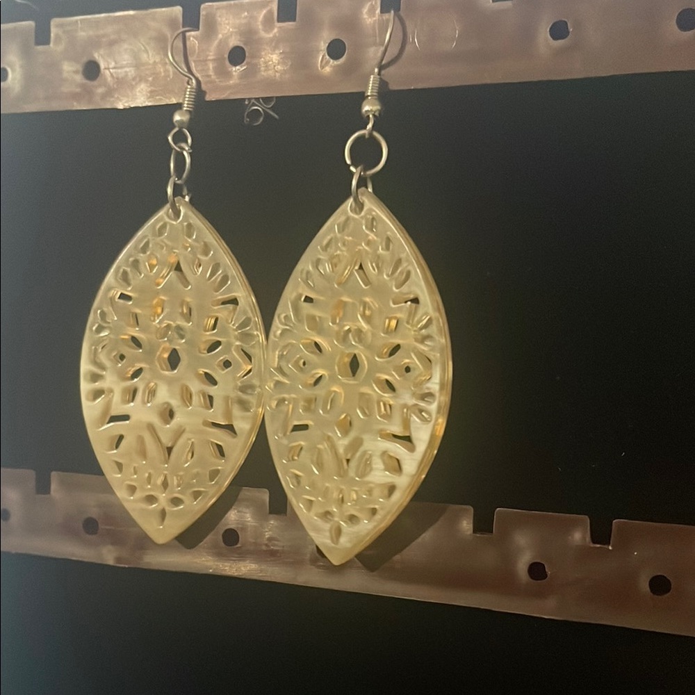 Elegant Cream Dangle Earrings
